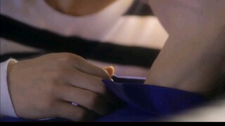 【超有感觉的苏欲吻】我的手控制不住靠近你的领口，亲着亲着就不安分的小手好可爱