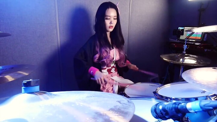 Burning on top ofburn! cos Nezuko บรรเลงเพลง "Red Lotus" รวมพลคนรักดาบพิฆาตอสูร! [Drum set]