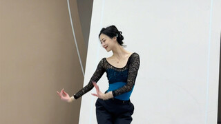 Dellalo also goes well with classical dance
