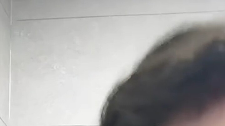润哦