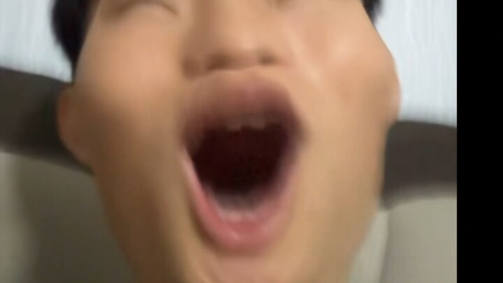 Gojo Satoru himself!