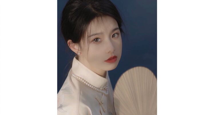 【北川婠婠】“民国三年等不到一场雨……”         旗袍系列