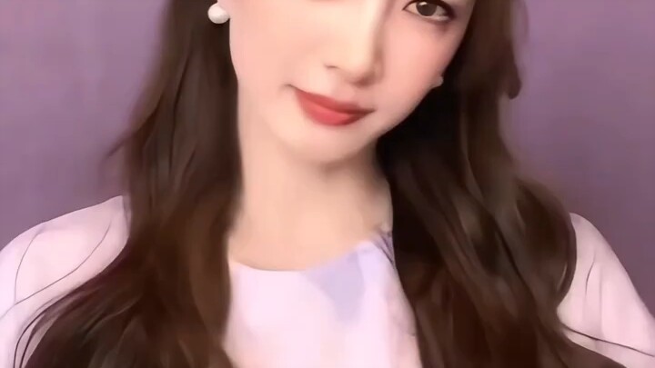 Giang Sơ Ảnh nhảy múa khi giã tỏi, nhịp điệu quá chuẩn!