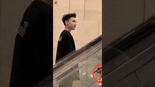 Tình Cờ Gặp Chị Đẹp Này Lúc Đi TTTM || Cố Phi - 顾飞