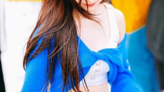 “比例差+普通脸+个子矮”——————————攻击人家的外貌，也阻挡不了她吸粉呢