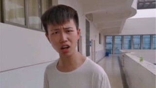 Giọng này nghe giống giọng của một đại tá.