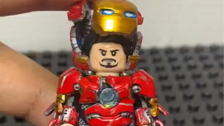 This Iron Man Lego is so cool too