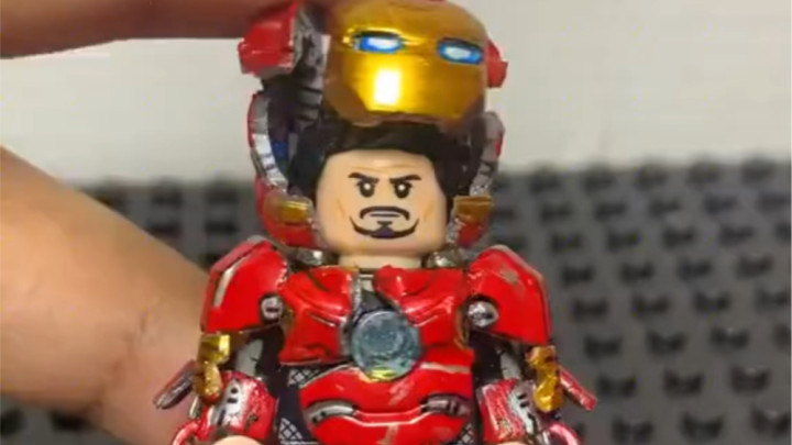 This Iron Man Lego is so cool too