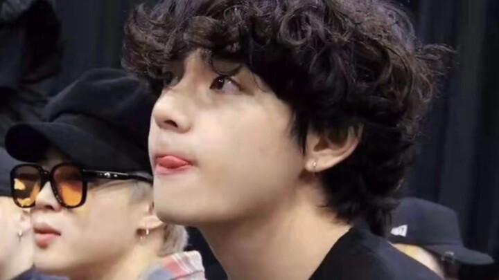 ทั้งพี่ชายและน้องชายต่างก็ตามใจไท่ไท่สุดๆ จนขนมปังตัวน้อยเขินไปแล้ว!