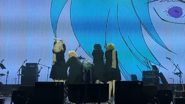 On eso, I cosplayed Qi Ren and Yuan Fei and danced to the drama theory [ Ensemble Stars ] ××× projec