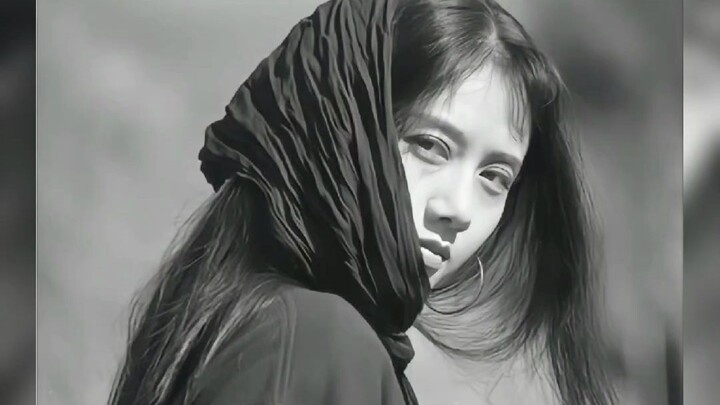 Young Yang Liping: The Perfect Lead for “Weaving Fish” in My Eyes! A Lone, Proud Rose for a Lifetime