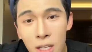 كشف سونغ هاو ران خلال بث مباشر أنه خرج من المنزل خالي الوفاض، ولم يستطع حتى الحصول على حضانة ابنته: 