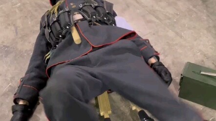 Sani Iron Tower: I wanna play Battlefield 1~! Give me the computer~! I wanna play Battlefield 1~!