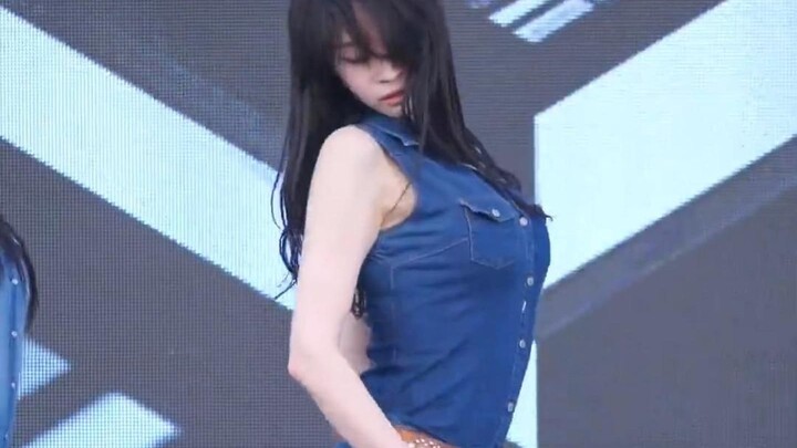 【Xin chào Venus】Kwon Nara's Dress Up Mixed Cut Wiggle Wiggle 1