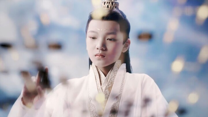 Đây là Thiên Quân đáng yêu nhất mà tôi từng thấy!