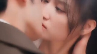 CEO pilih cewek cantik... Aku ternyata 'obat terakhir' untuk penyakit misterius