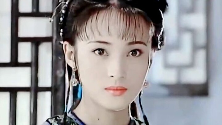 أخيرًا فهمت لماذا يقول الكثيرون إنها أجمل امرأة في البرّ الرئيسي!