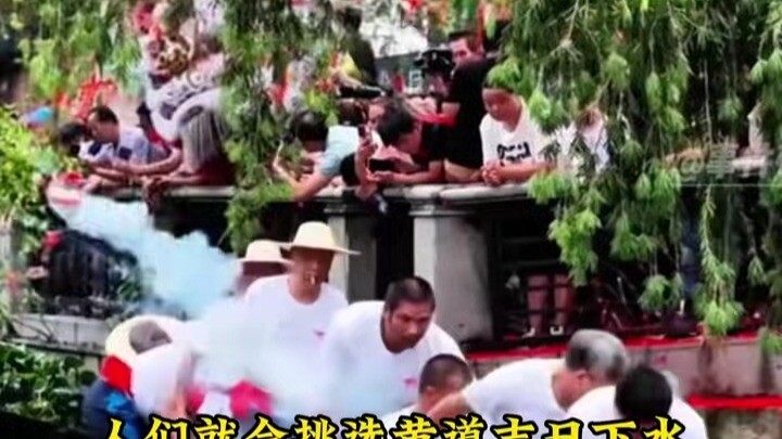 It turns out dragon boats have been hidden beneath the silt all along.