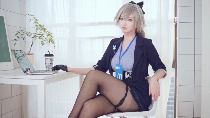 俄罗斯女高管竟也玩崩坏三？