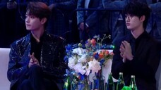 [Ding Chengxin#Xu Kai][Starlight Awards] Penonton sangat lucu dan bertepuk tangan sepanjang waktu! !