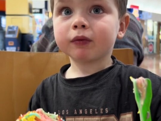 سأل الأب ابنه عن أي تمارين يمكنه الانضمام إليها، فترك جواب الابن الأب في حيرة…