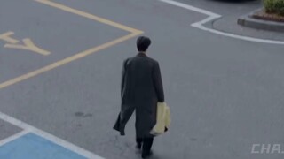 Siapa yang mengerti! ! Setelah mencium sang putri, Sun Jae kita berjalan keluar dengan perasaan keny