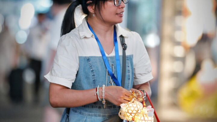 Chỉ vì câu nói “Đến đây kết hôn đi!” của “bạn trai”, cô gái bại não ở Quảng Tây lén lấy hộ khẩu rồi 