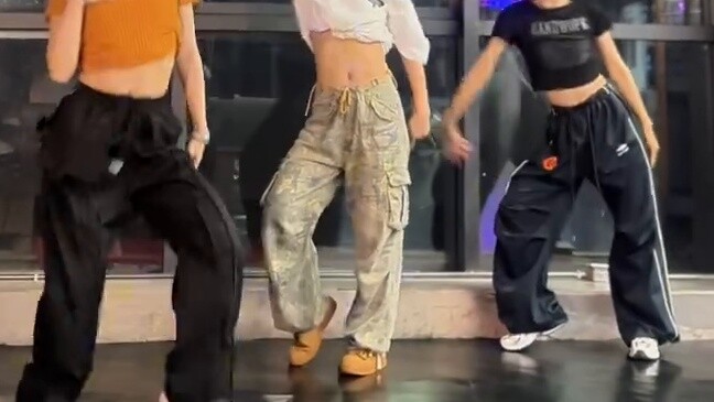 The Demon Hunters' final song golden-takedown