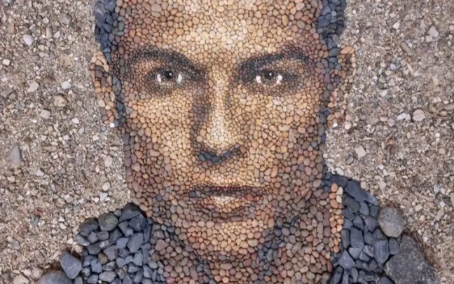 «لا يمكنك الوصول إليه حقًا دون وجود بعض الحس الفني»