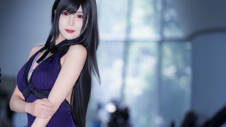 [First Person View] Would you choose the purple queen Tifa or the blue cute girl Rem?