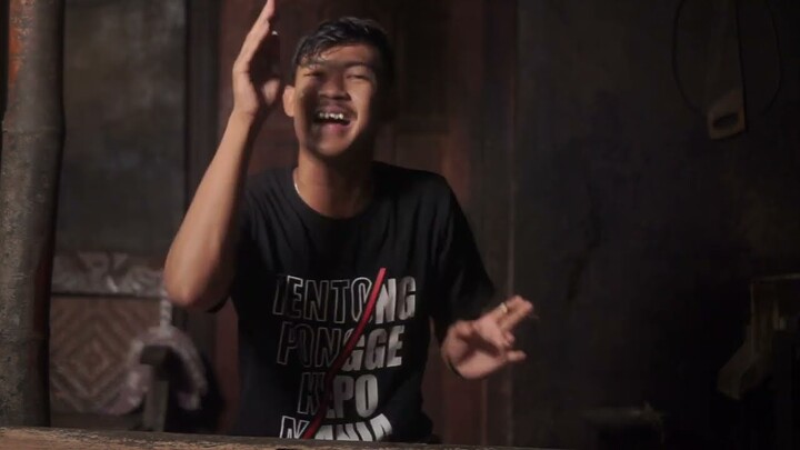 KENTONG KANGEN PONGGE, KALAU KETEMU MAU KASIH HADIAH