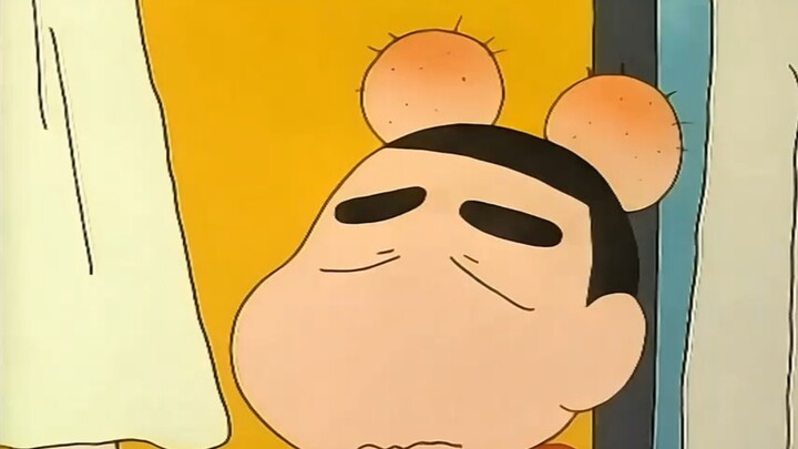 Famous scene of Shin-chan getting beaten!