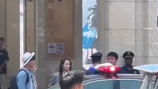【迪丽热巴0429公诉精英路透】卧槽！正面视角来了！热巴是去上大学吗哈哈哈