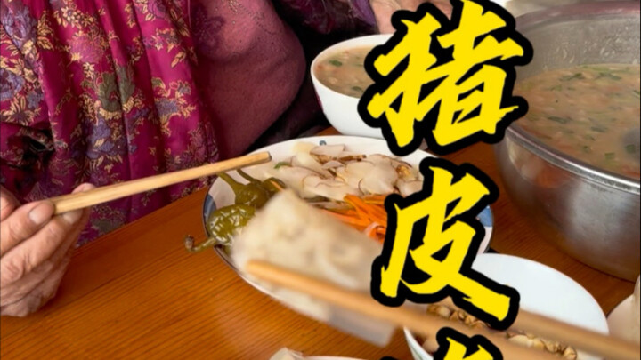 Nuansa tahun baru semakin kental.