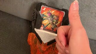 [Kamen Rider Gochard] makes a cute cry on the spot! Fukuen Misato, the voice actor of Locust 1, trie