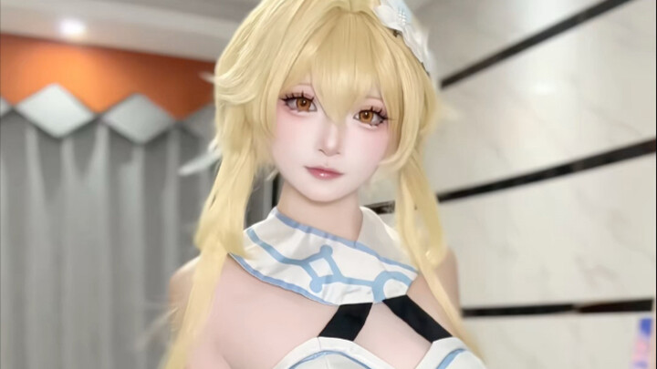 Come watch Xieying perform the Mandarin Duck Dance