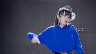 [蛔KAORU] Meng Meiqi’s first MV "Stubborn" covers Dance.ver▷▷Do you like Stubborn’s style?