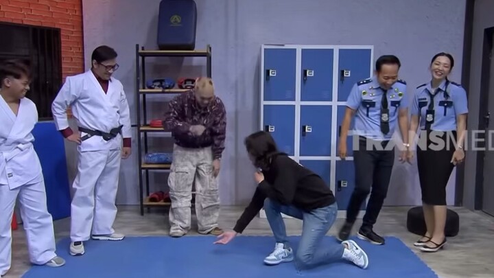 EMANG GUE 4nj1ng wkwkw