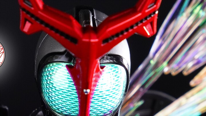 [Crossing the first evaluation] Real bone carving high-energy armor Kamen Rider Kabuto SHF Bandai