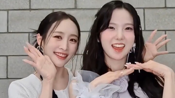 【KARA】郑妮可【CLC】崔有真 Two兔兔！星光洒落 Like Heaven 5!6!7!8! Challenge