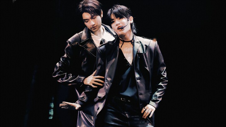 【183×188】หวงหมิงหาว-หลินอี ตัดต่อรวมภาพจากหลายมุมกล้องสด เต้นคู่เพลง Troublemaker