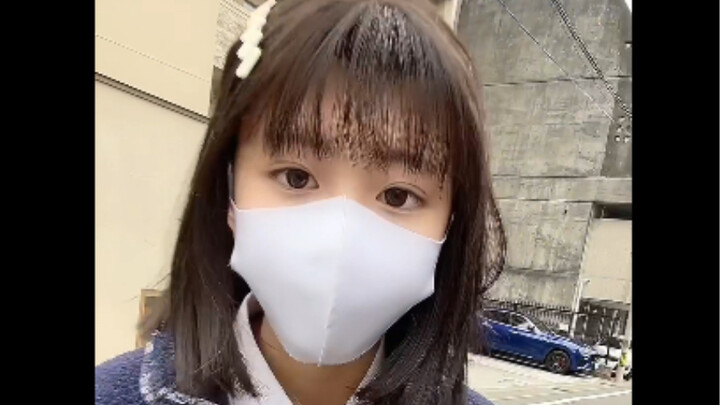 Taking my silly daughter to the supermarket: We agreed she could only pick one snack, but at checkou