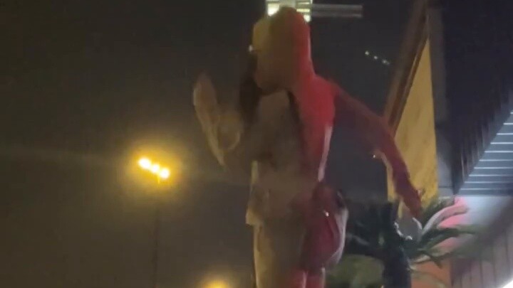 سمعت أن أشخاص الكيبوب مؤخرًا يمشون هكذا؟