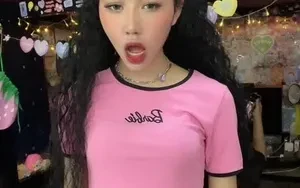 อยากรู้จังเธอชอบคนแบบไหน