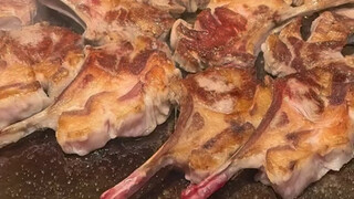 来东北澡堂就知道吃