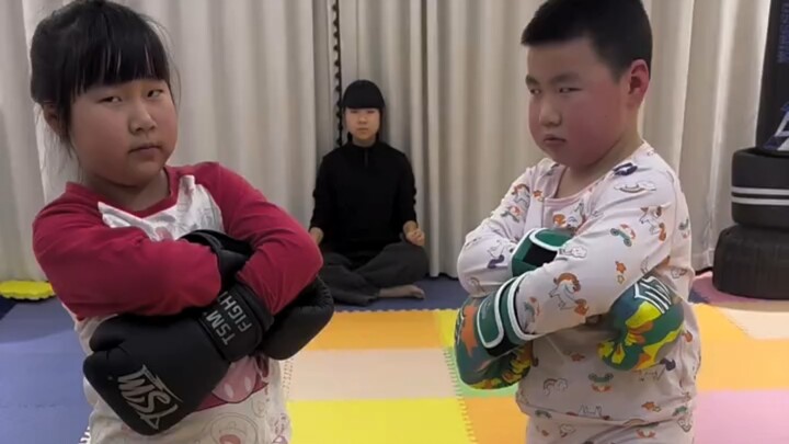 Tái hiện Gấu Dâu Tây