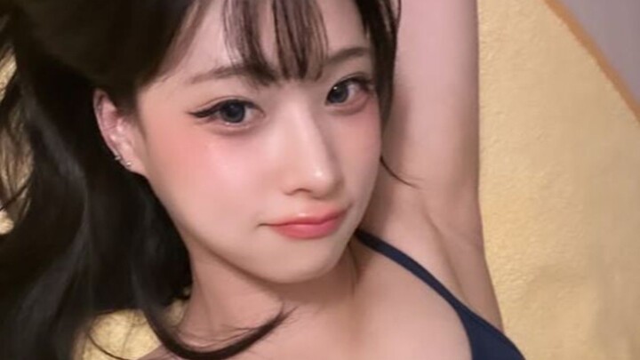 CEWEK CANTIK JOGET BESAR BANGET