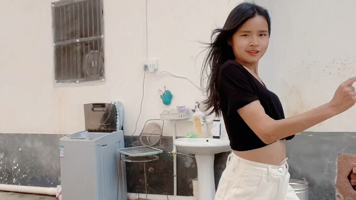 A single mother with advanced uremia taught herself to dance