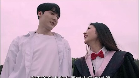 Ordinary yet confident—confidence is the ultimate peak! This girl really knows what she’s doing.