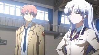 Lihua memainkan "Hum" selama satu menit